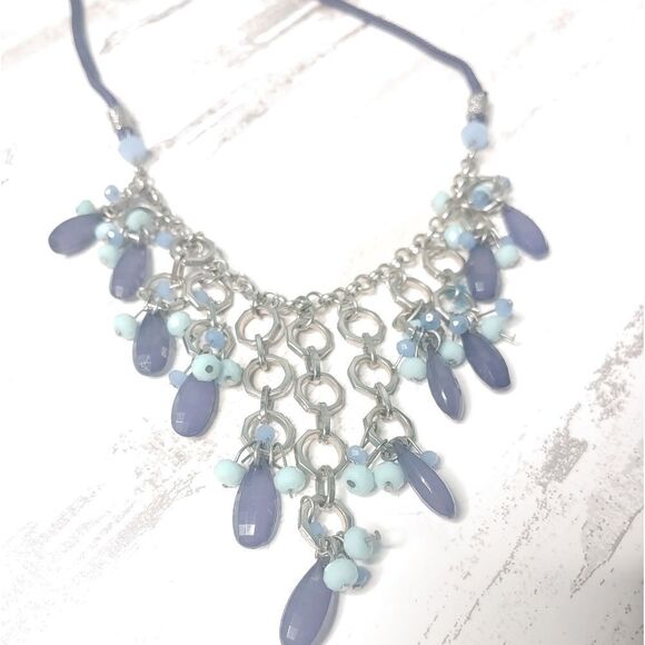 Ann Taylor Loft Blue Waterfall Droplet Necklace Futuristic - Picture 3 of 9